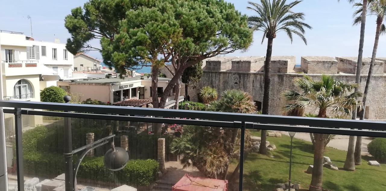 Vue Mer Et Remparts. Entre Vieille Ville Et Plages Антиб Екстериор снимка